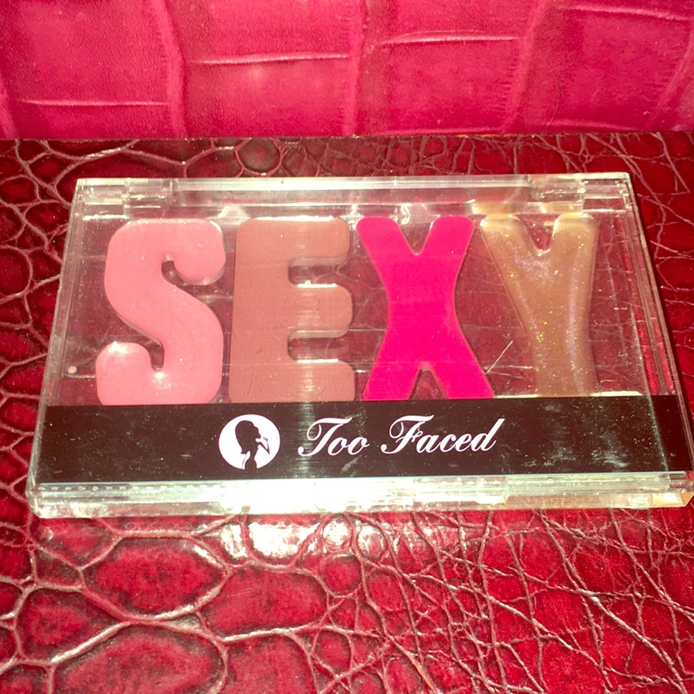 Too Faced Sexy Lip Palette